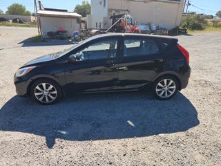 2012 Hyundai Accent SE - Exterior Side Driver Image